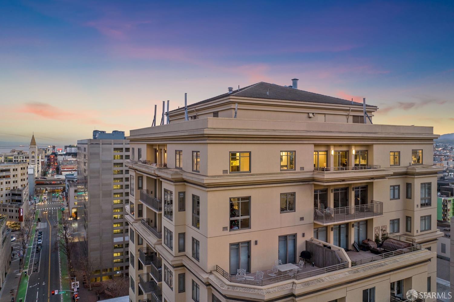 Detail Gallery Image 10 of 38 For 246 2nd St #1701,  San Francisco,  CA 94105 - 3 Beds | 3 Baths