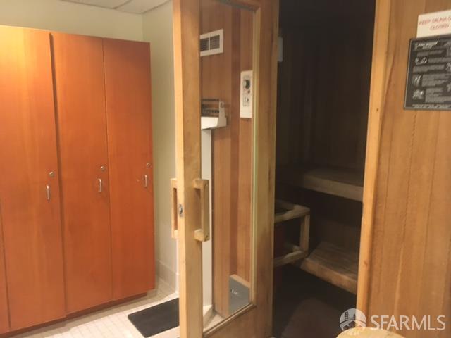 Detail Gallery Image 6 of 9 For 1483 Sutter St #705,  San Francisco,  CA 94109 - 2 Beds | 2 Baths