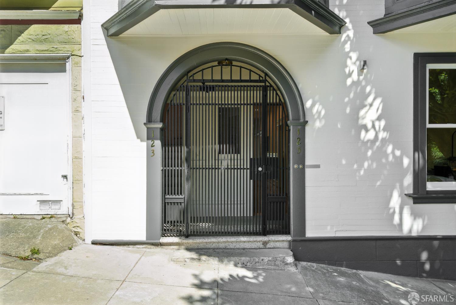 Detail Gallery Image 16 of 28 For 123 Ord St, San Francisco,  CA 94114 - 3 Beds | 1 Baths