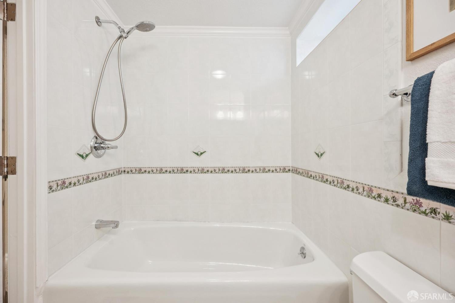Detail Gallery Image 31 of 64 For 647 Athens St, San Francisco,  CA 94112 - 3 Beds | 2 Baths