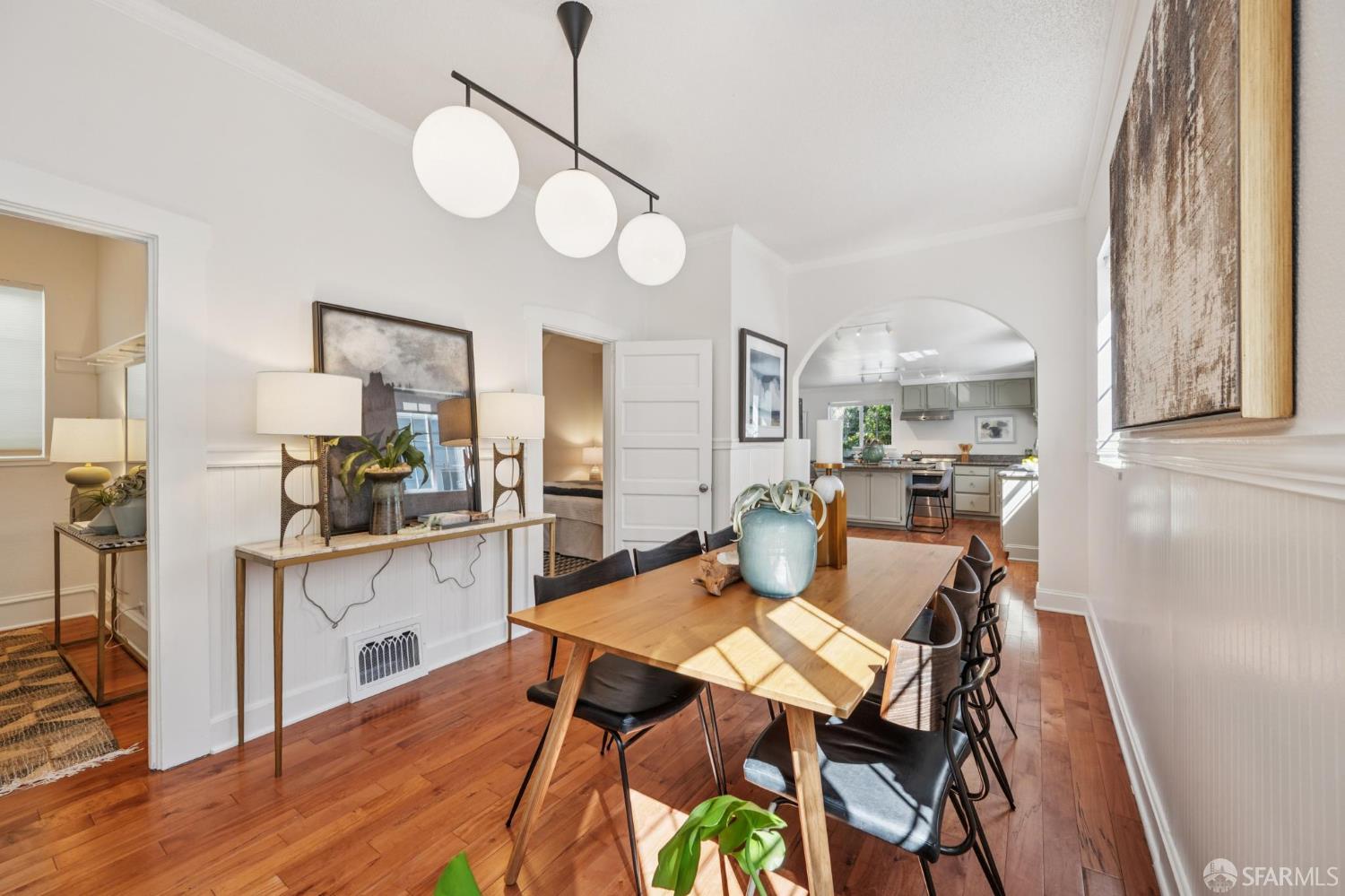 Detail Gallery Image 8 of 64 For 647 Athens St, San Francisco,  CA 94112 - 3 Beds | 2 Baths