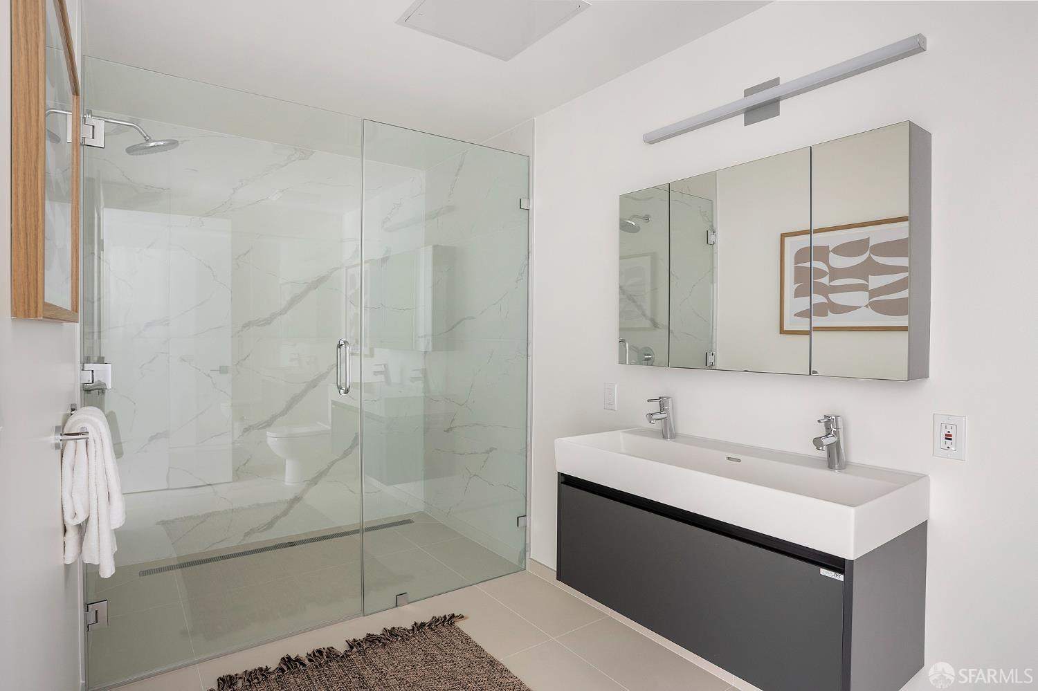 Detail Gallery Image 20 of 31 For 915 North Point St #206,  San Francisco,  CA 94109 - 3 Beds | 2 Baths