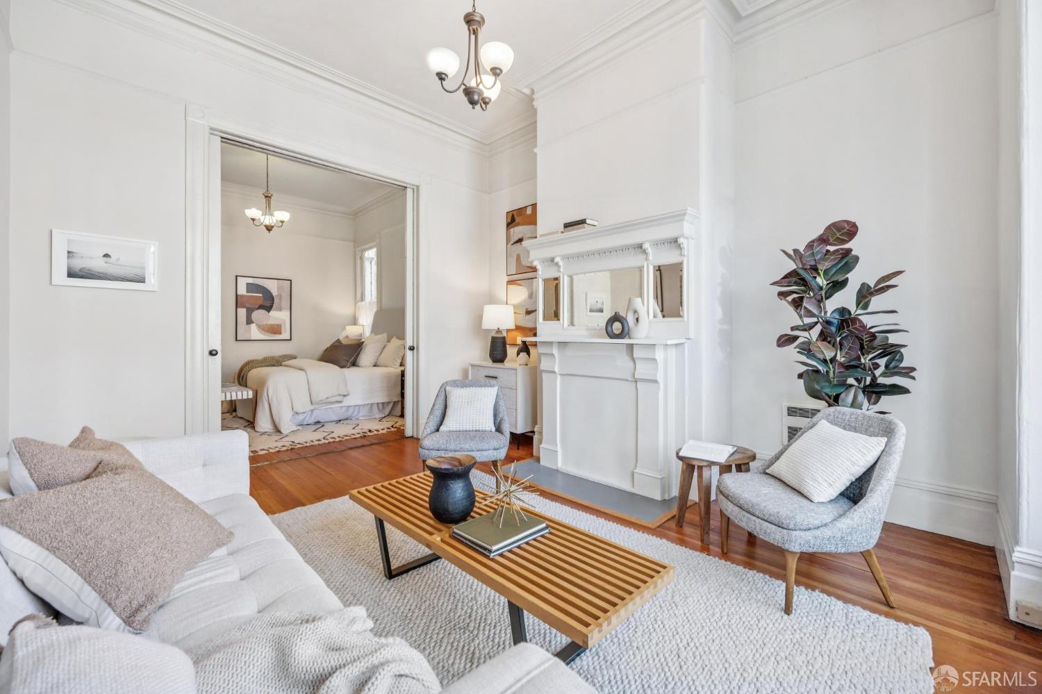 Detail Gallery Image 4 of 42 For 565 Haight St, San Francisco,  CA 94117 - 2 Beds | 1 Baths