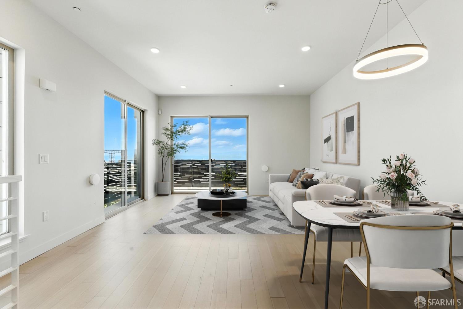 Detail Gallery Image 7 of 83 For 29 Kirkwood Ave, San Francisco,  CA 94124 - 3 Beds | 2/1 Baths