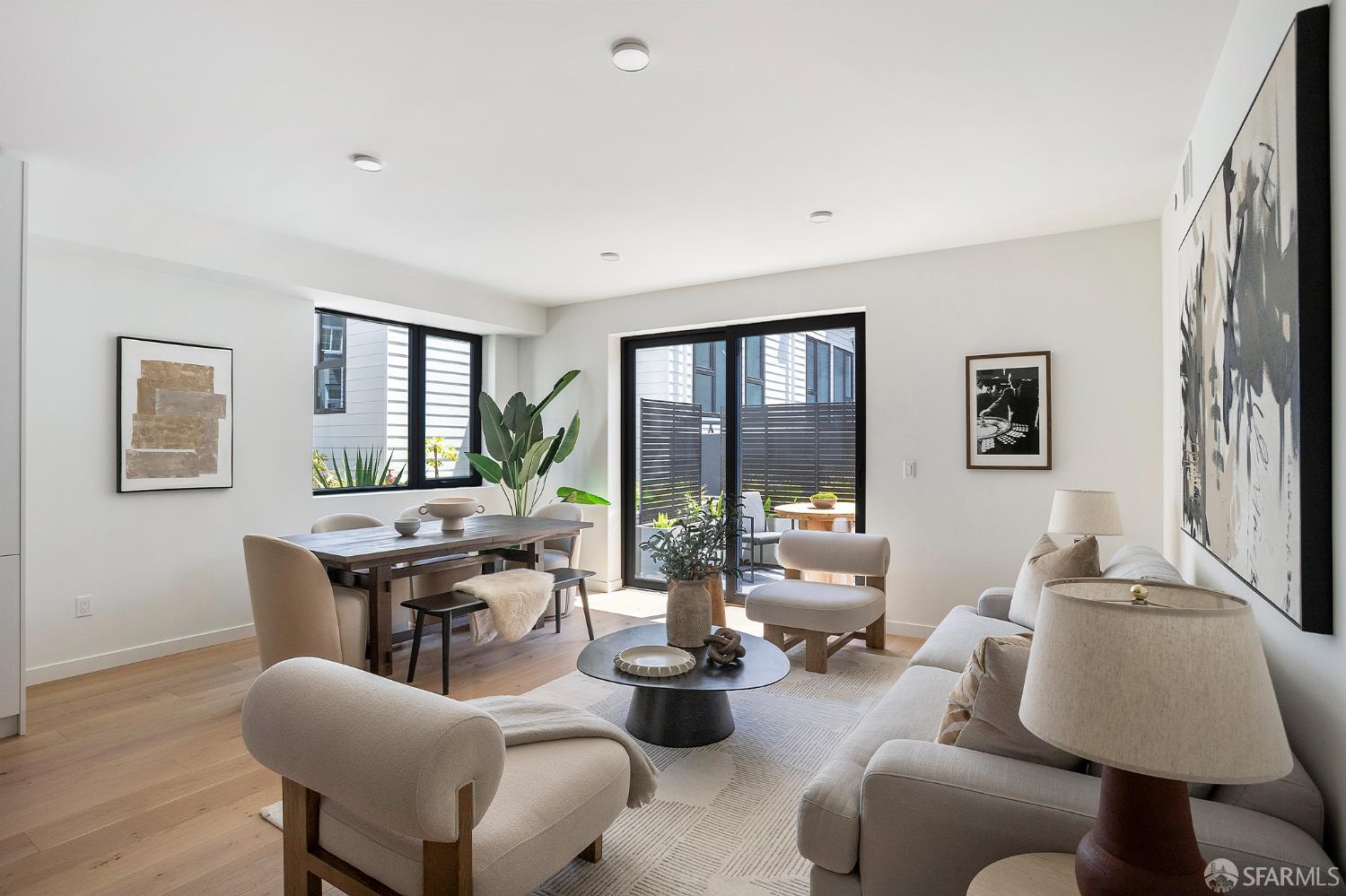 Detail Gallery Image 9 of 31 For 915 North Point St #206,  San Francisco,  CA 94109 - 3 Beds | 2 Baths