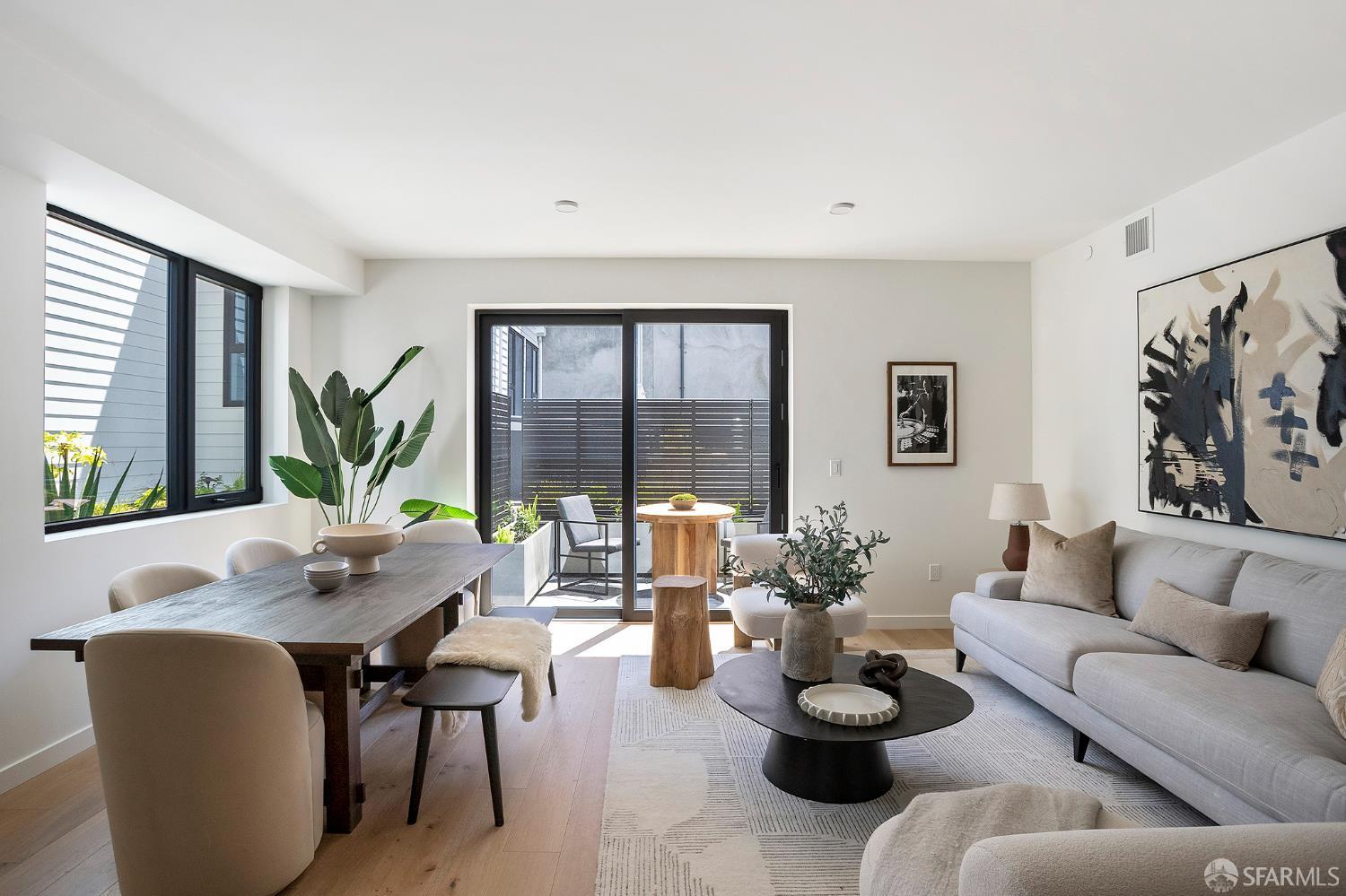 Detail Gallery Image 8 of 31 For 915 North Point St #206,  San Francisco,  CA 94109 - 3 Beds | 2 Baths