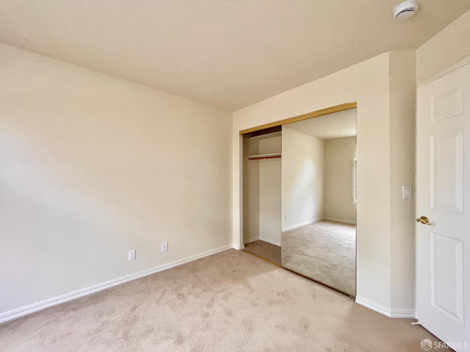 Detail Gallery Image 24 of 25 For 101 Grassmere Cir, San Ramon,  CA 94582 - 3 Beds | 2/1 Baths