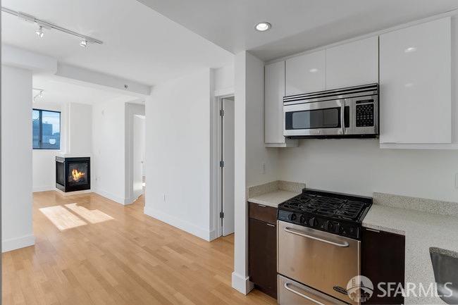Detail Gallery Image 11 of 49 For 1635 California St #61,  San Francisco,  CA 94109 - 2 Beds | 2 Baths