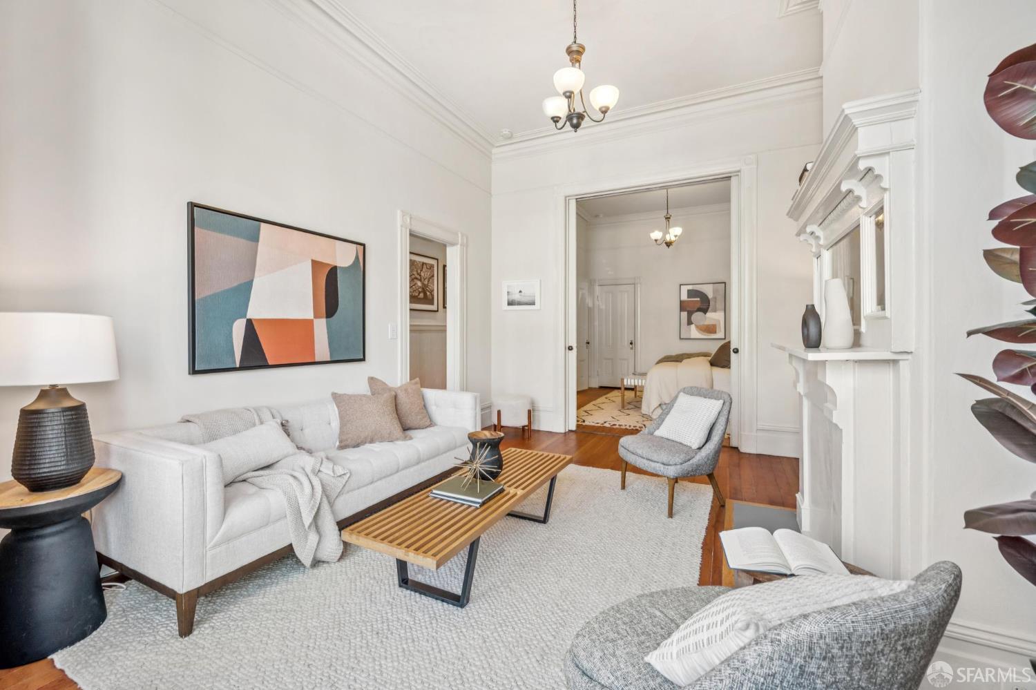 Detail Gallery Image 3 of 42 For 565 Haight St, San Francisco,  CA 94117 - 2 Beds | 1 Baths