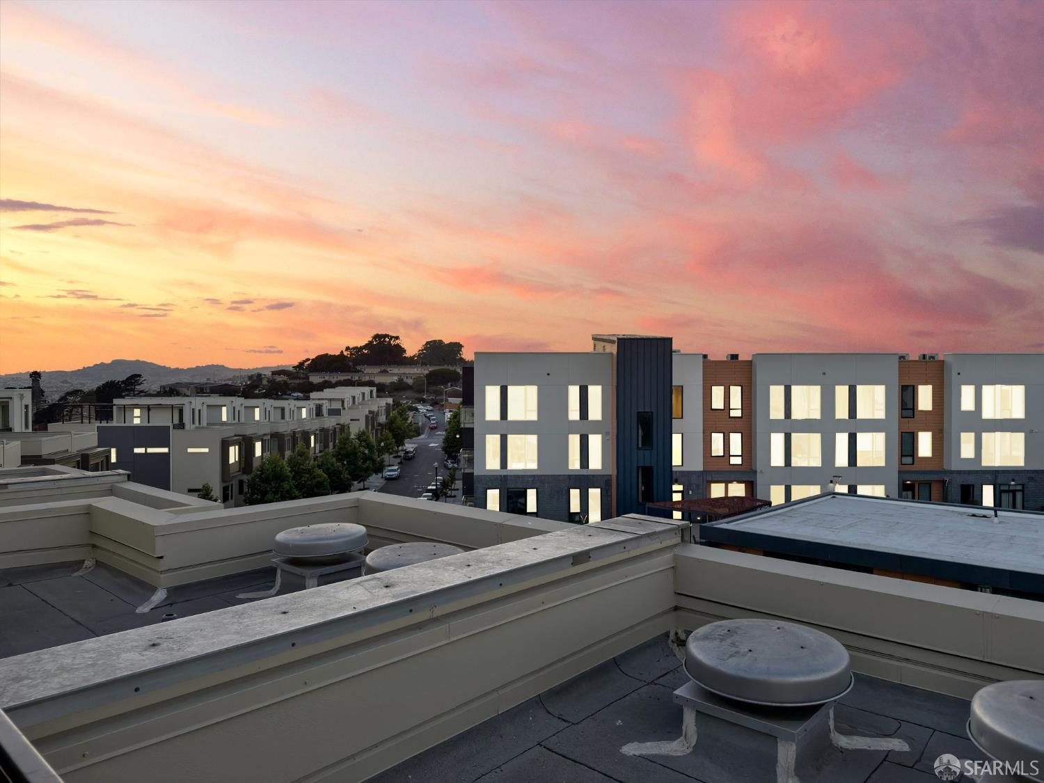 Detail Gallery Image 48 of 83 For 29 Kirkwood Ave, San Francisco,  CA 94124 - 3 Beds | 2/1 Baths