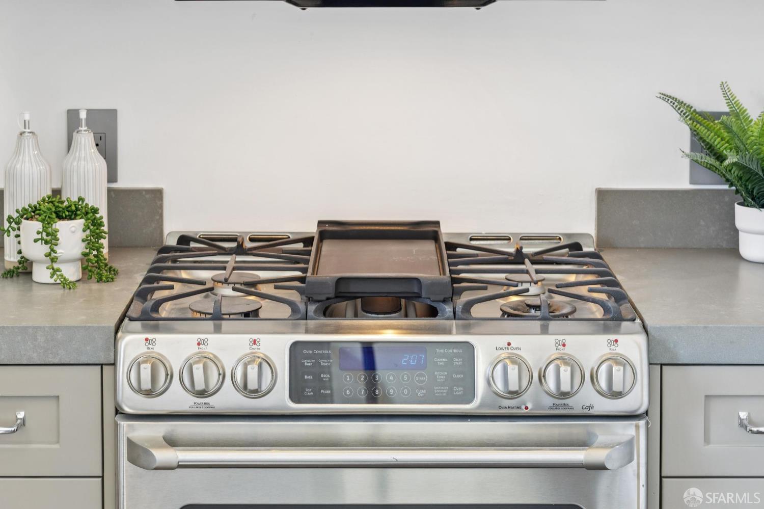Detail Gallery Image 6 of 36 For 264 Clinton Park St, San Francisco,  CA 94103 - 3 Beds | 1 Baths