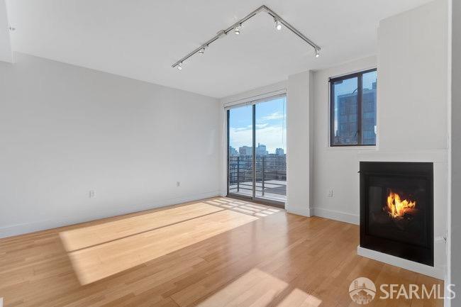 Detail Gallery Image 9 of 49 For 1635 California St #61,  San Francisco,  CA 94109 - 2 Beds | 2 Baths
