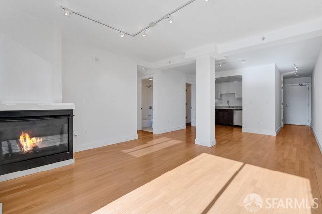 Detail Gallery Image 6 of 49 For 1635 California St #61,  San Francisco,  CA 94109 - 2 Beds | 2 Baths