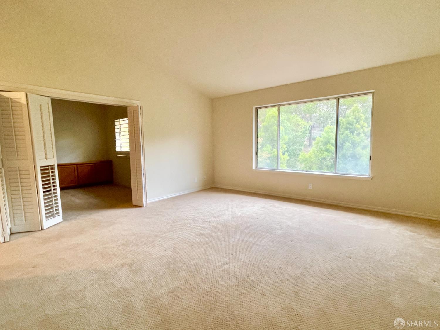 Detail Gallery Image 13 of 25 For 101 Grassmere Cir, San Ramon,  CA 94582 - 3 Beds | 2/1 Baths
