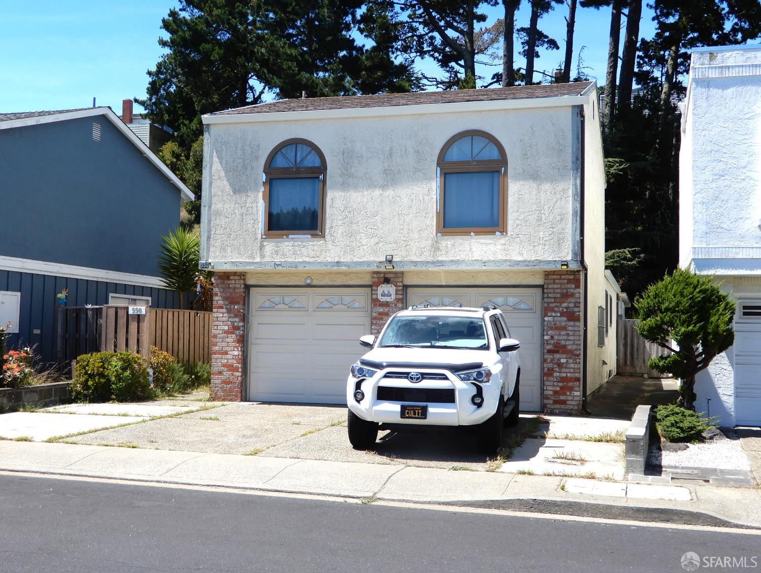 Detail Gallery Image 1 of 5 For 550 Verducci Dr, Daly City,  CA 94015 - 3 Beds | 1/1 Baths