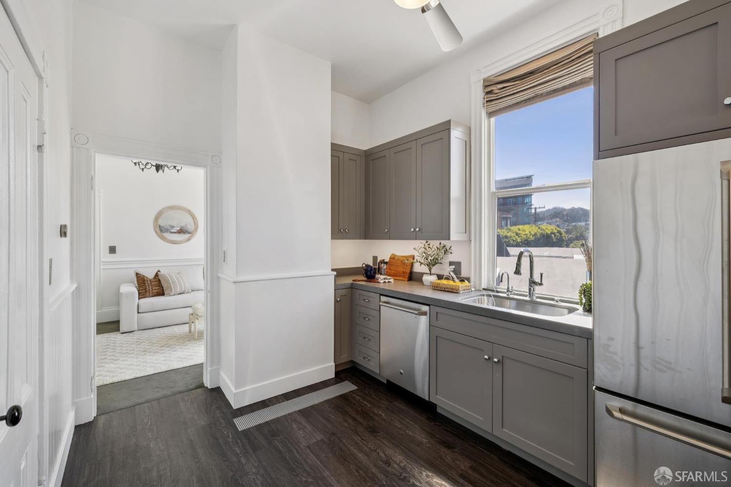 Detail Gallery Image 8 of 36 For 264 Clinton Park St, San Francisco,  CA 94103 - 3 Beds | 1 Baths