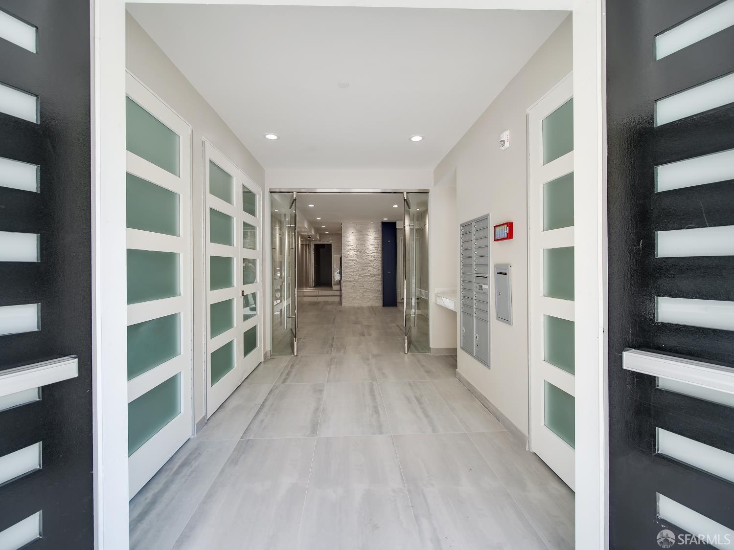 Detail Gallery Image 12 of 24 For 1856 Pacific Ave, San Francisco,  CA 94109 - 0 Beds | 1 Baths