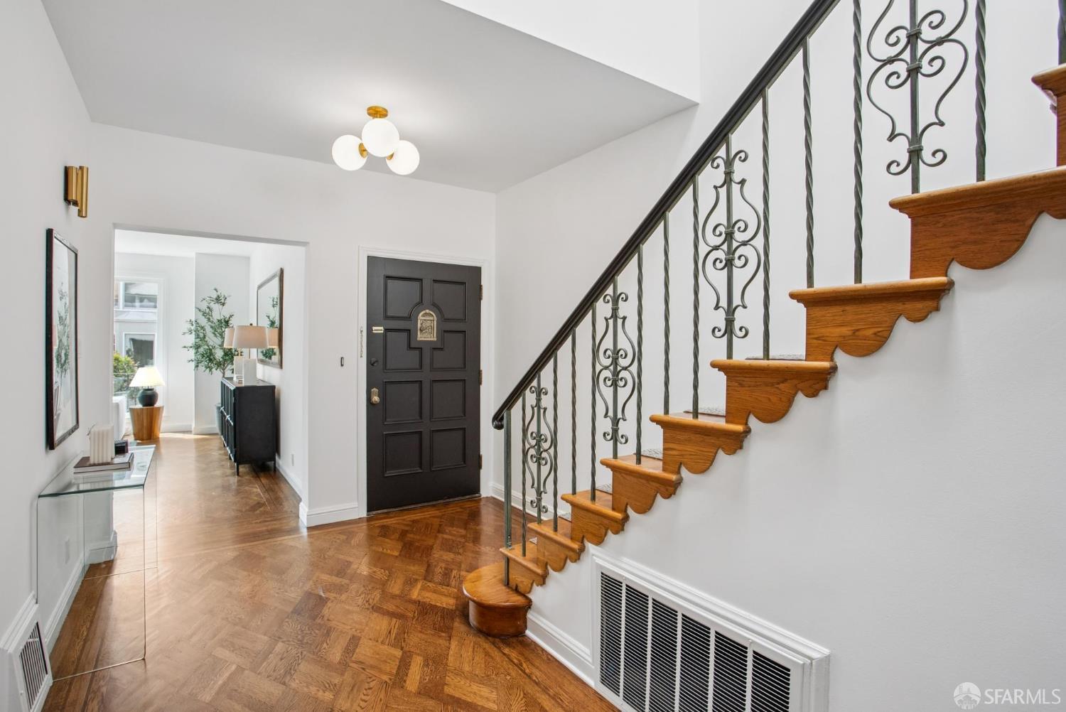 Detail Gallery Image 24 of 48 For 3720 Webster St, San Francisco,  CA 94123 - 3 Beds | 2/2 Baths