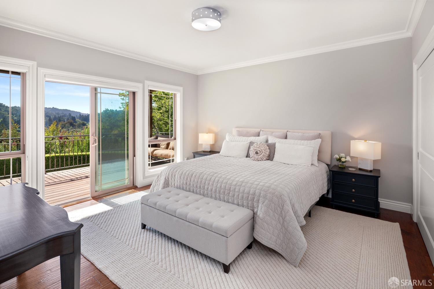Detail Gallery Image 27 of 35 For 1127 Oak Hill Rd, Lafayette,  CA 94549 - 3 Beds | 3 Baths