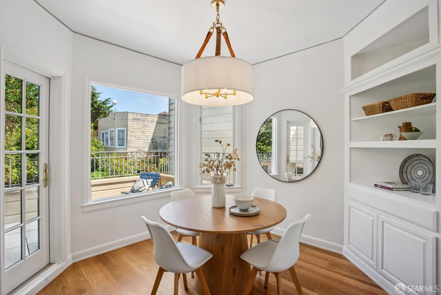 Detail Gallery Image 18 of 48 For 3720 Webster St, San Francisco,  CA 94123 - 3 Beds | 2/2 Baths