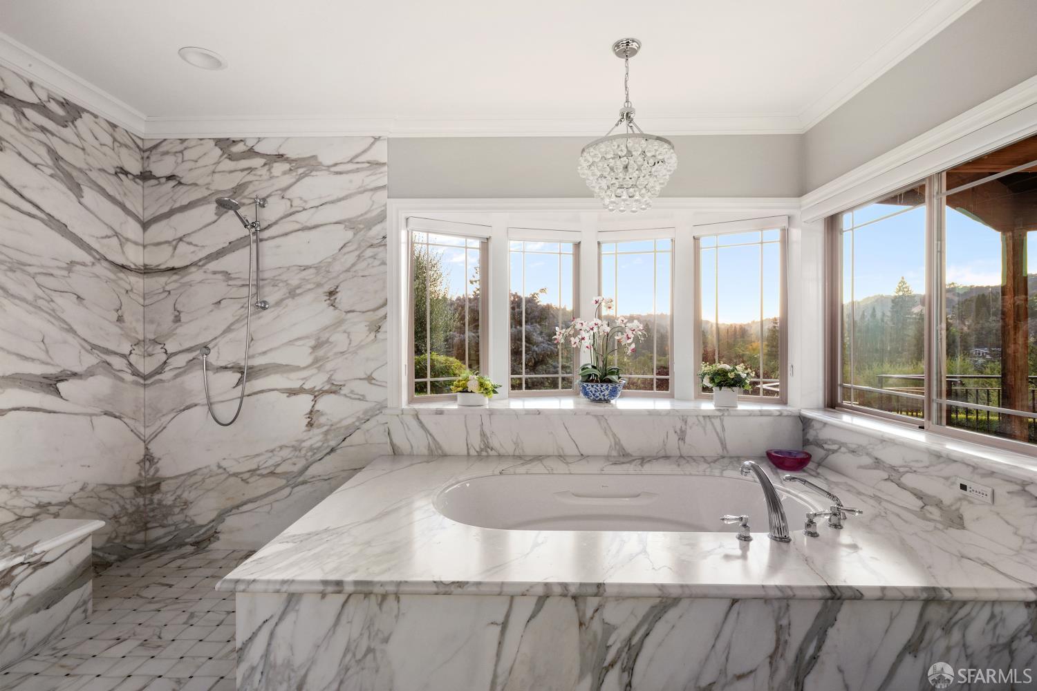 Detail Gallery Image 21 of 35 For 1127 Oak Hill Rd, Lafayette,  CA 94549 - 3 Beds | 3 Baths