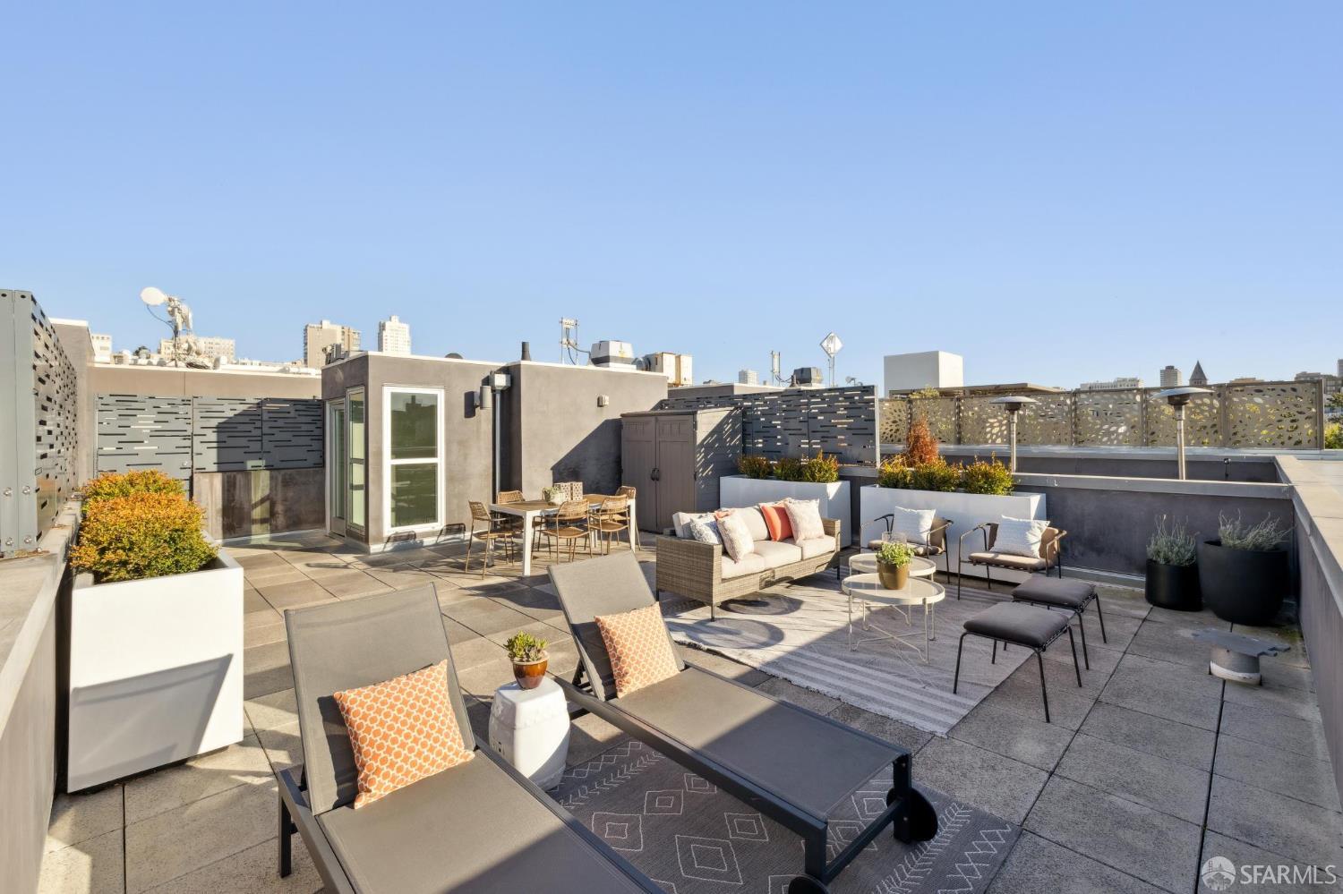 Detail Gallery Image 43 of 56 For 1501 Filbert St Ph7f,  San Francisco,  CA 94123 - 2 Beds | 2/1 Baths
