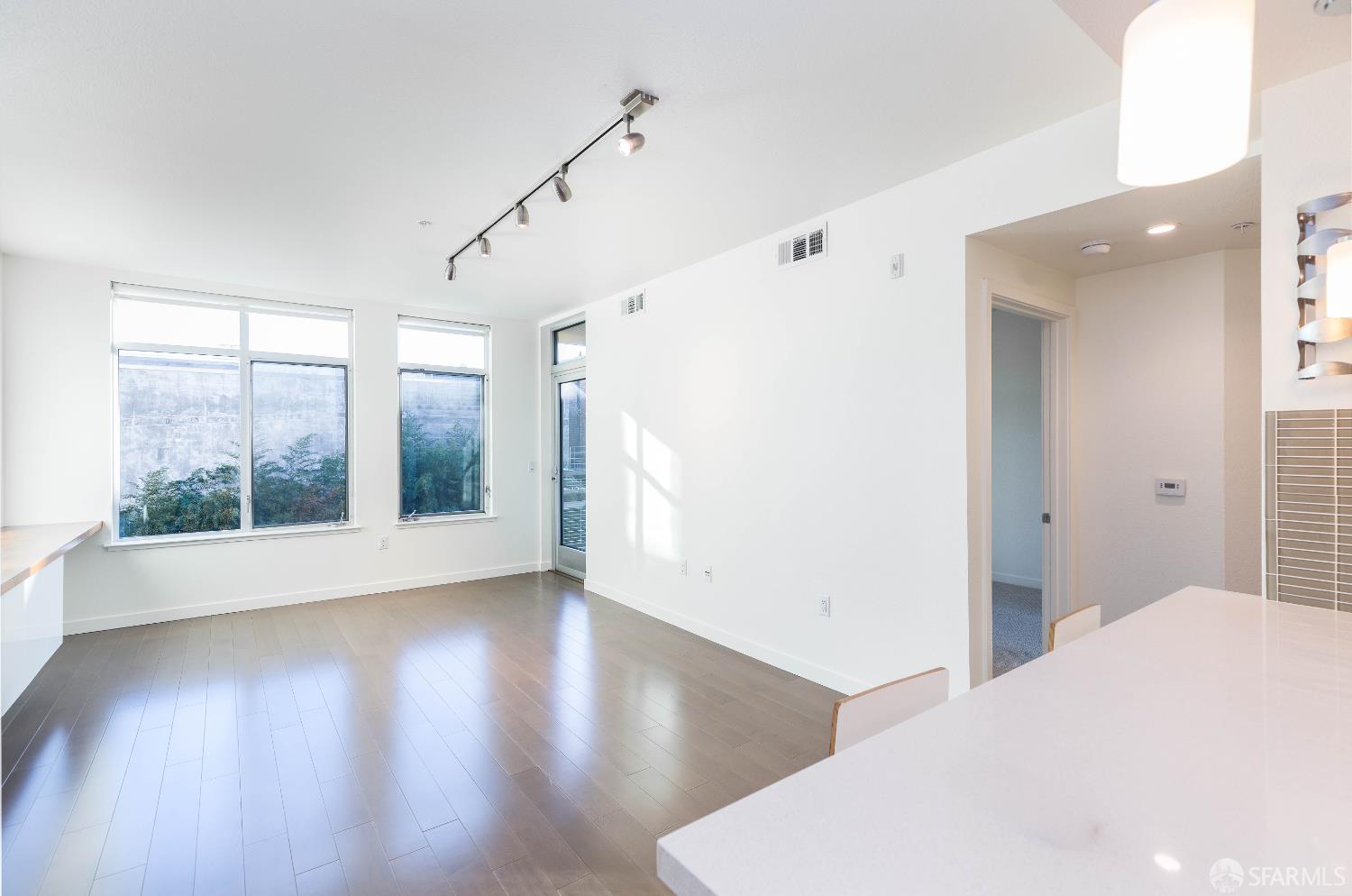 Detail Gallery Image 2 of 21 For 2655 Bush St #214,  San Francisco,  CA 94115 - 2 Beds | 2 Baths