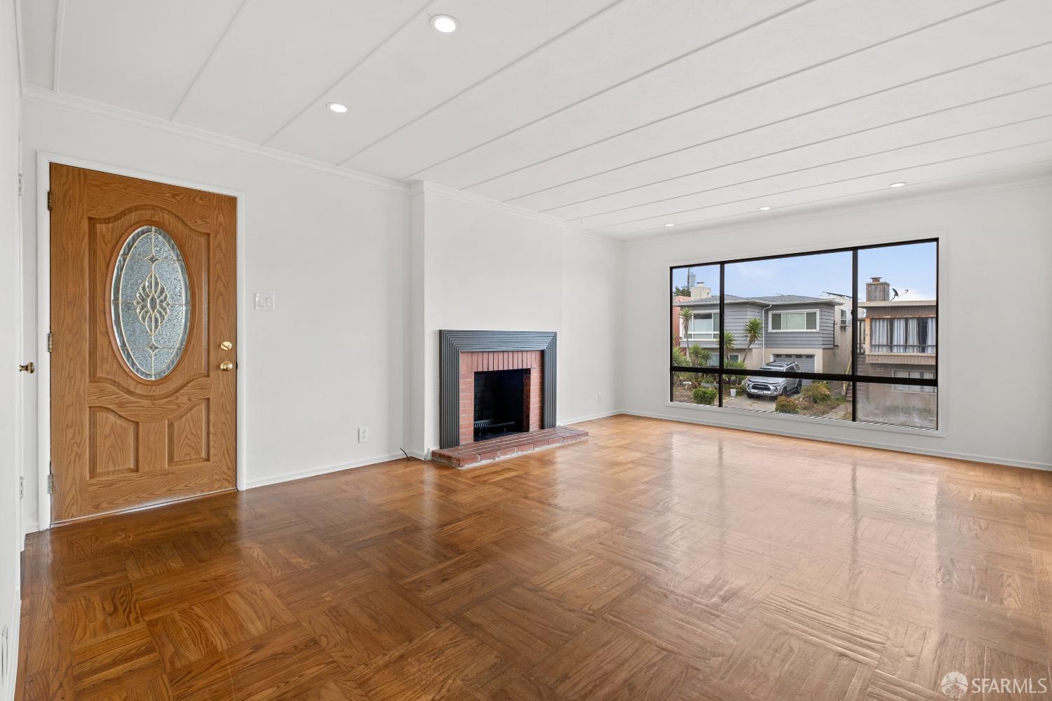 Detail Gallery Image 15 of 52 For 168 Avalon Dr, Daly City,  CA 94015 - 3 Beds | 2 Baths