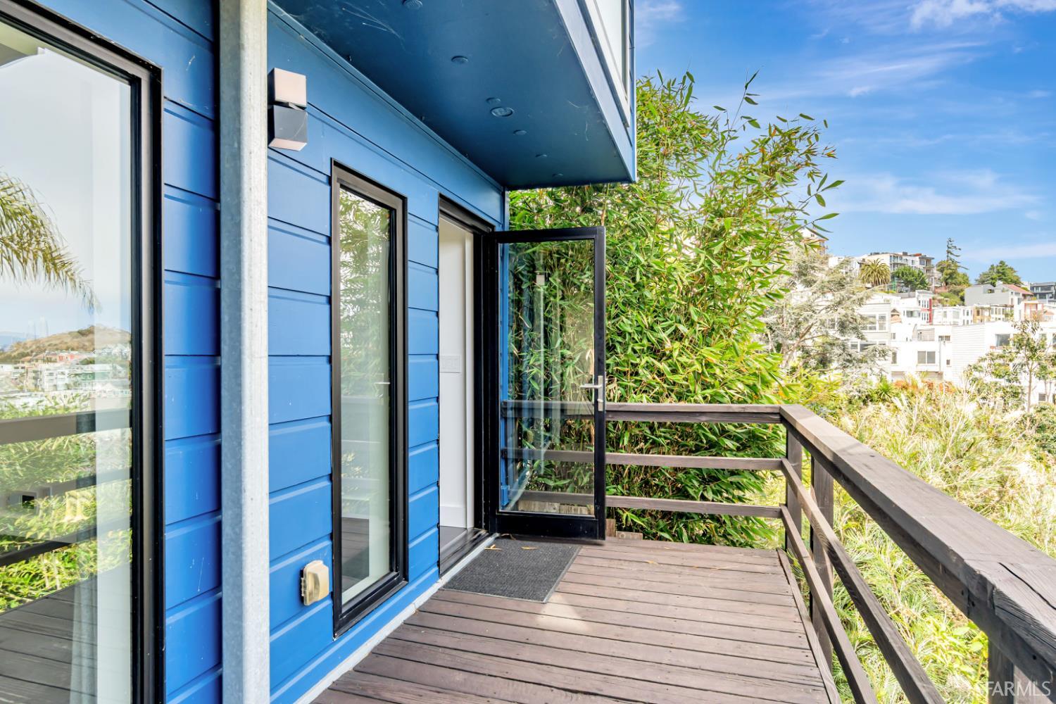 Detail Gallery Image 48 of 54 For 69 Uranus Ter, San Francisco,  CA 94114 - 3 Beds | 3 Baths