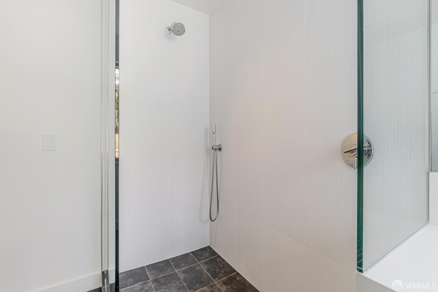 Detail Gallery Image 33 of 54 For 69 Uranus Ter, San Francisco,  CA 94114 - 3 Beds | 3 Baths