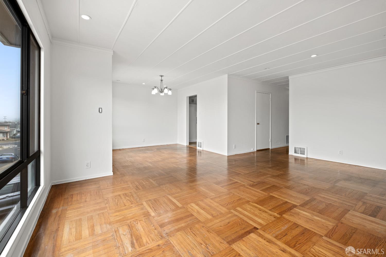 Detail Gallery Image 17 of 52 For 168 Avalon Dr, Daly City,  CA 94015 - 3 Beds | 2 Baths