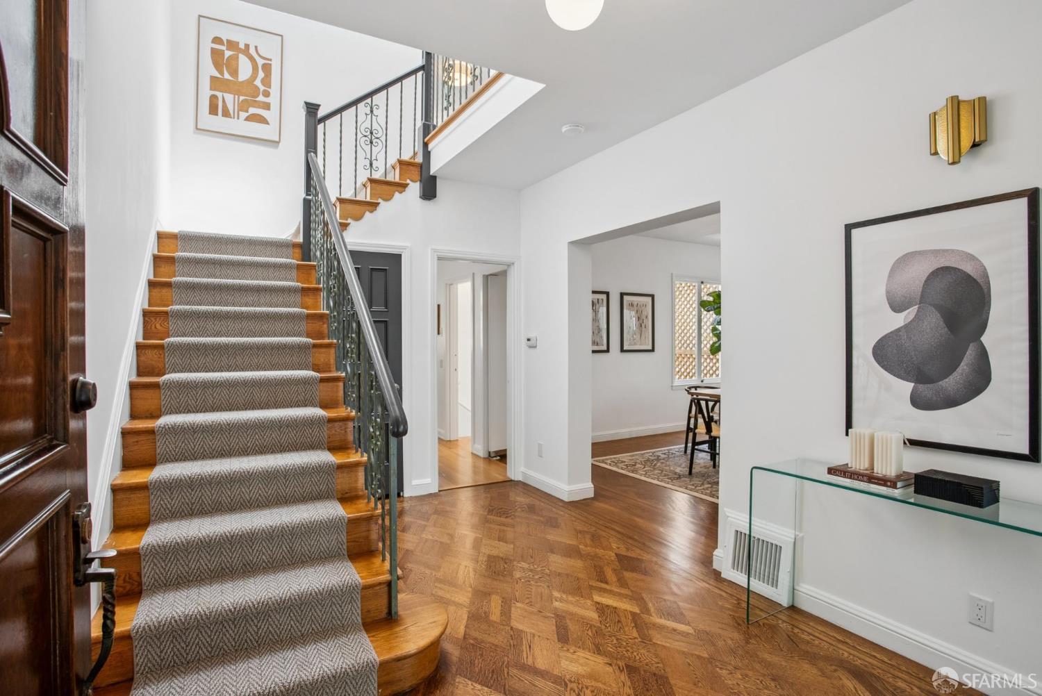 Detail Gallery Image 5 of 48 For 3720 Webster St, San Francisco,  CA 94123 - 3 Beds | 2/2 Baths