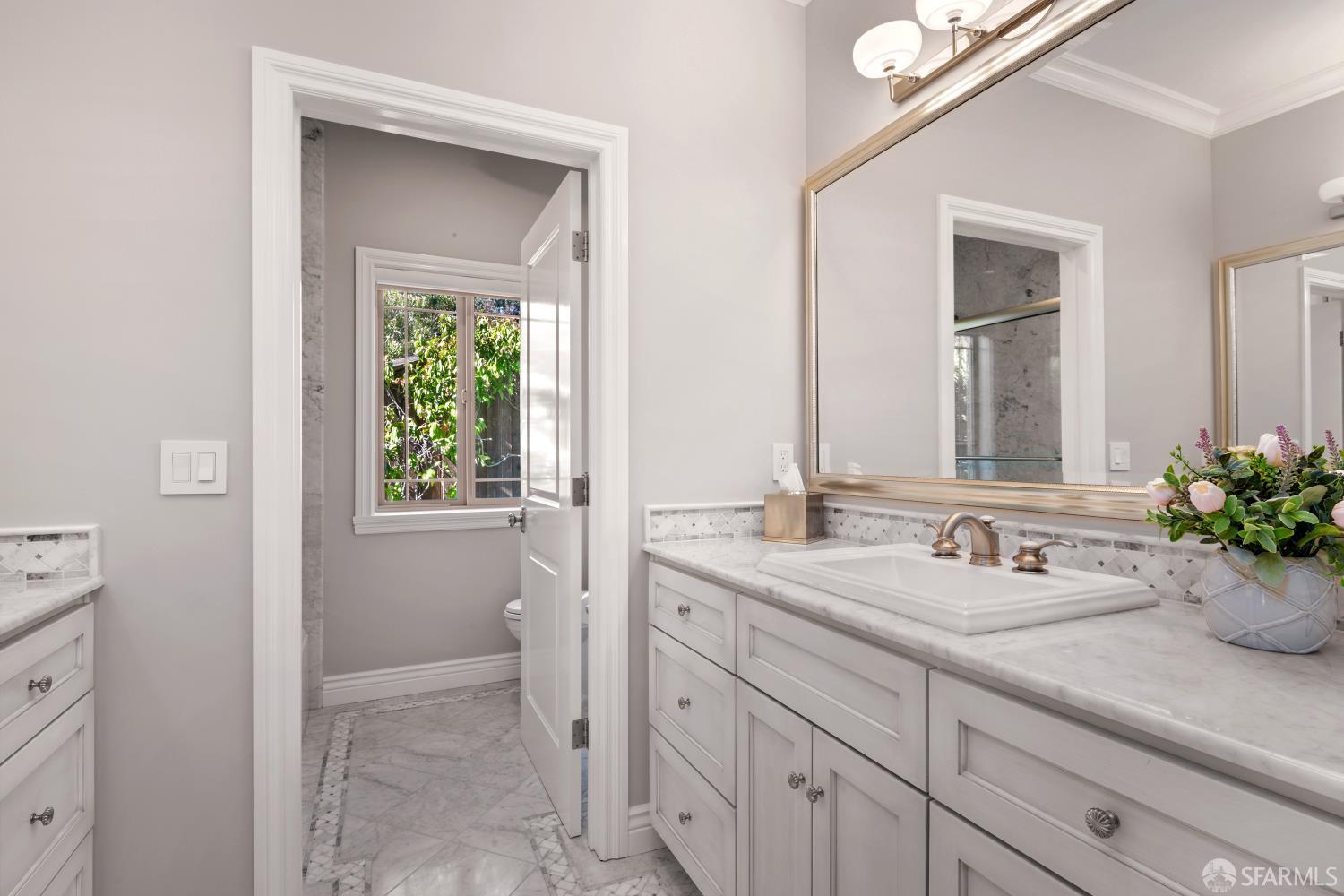 Detail Gallery Image 23 of 35 For 1127 Oak Hill Rd, Lafayette,  CA 94549 - 3 Beds | 3 Baths