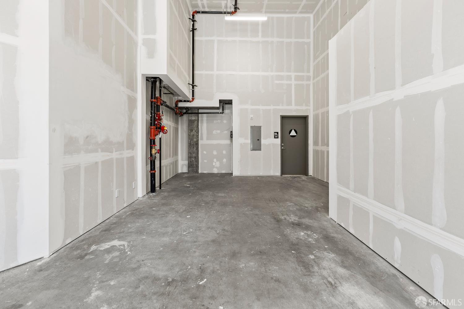 Detail Gallery Image 6 of 8 For 3822 24th St, San Francisco,  CA 94114 - – Beds | – Baths