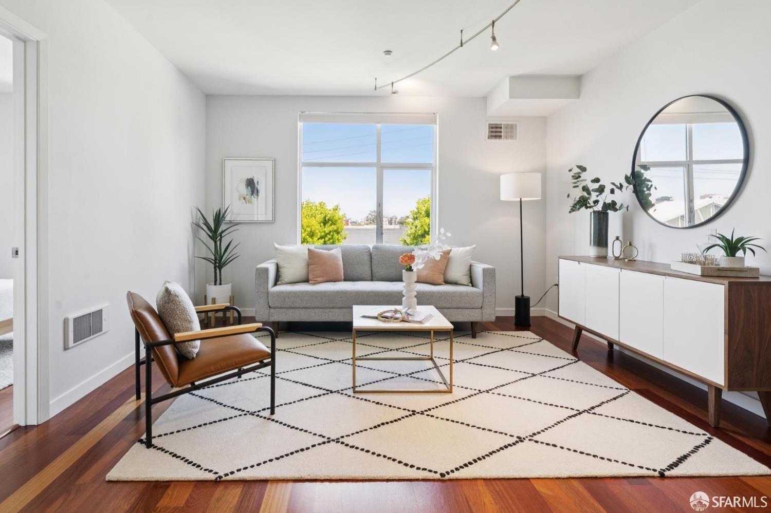 Detail Gallery Image 4 of 27 For 451 Kansas St #428,  San Francisco,  CA 94107 - 2 Beds | 2 Baths