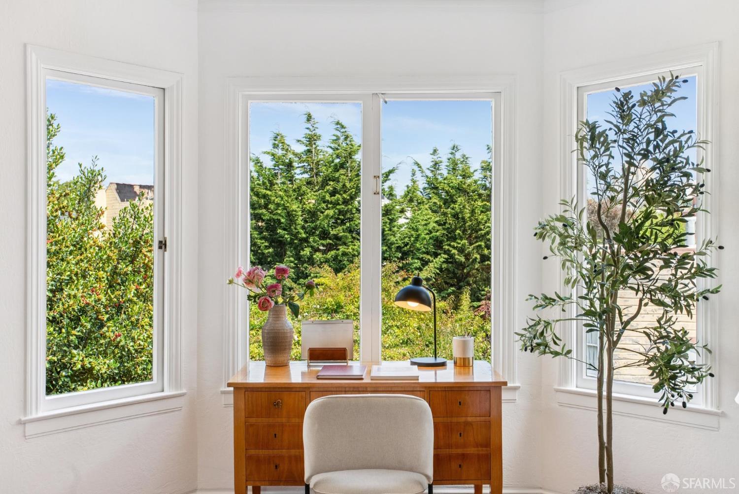 Detail Gallery Image 28 of 48 For 3720 Webster St, San Francisco,  CA 94123 - 3 Beds | 2/2 Baths