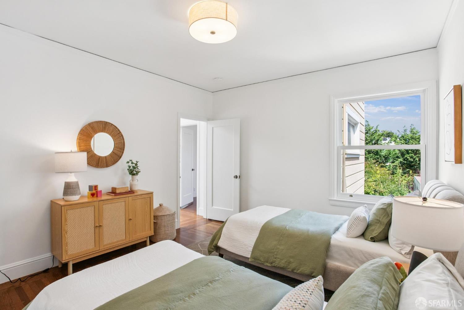 Detail Gallery Image 31 of 48 For 3720 Webster St, San Francisco,  CA 94123 - 3 Beds | 2/2 Baths