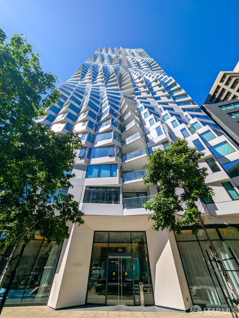 Detail Gallery Image 1 of 14 For 280 Spear St 3d,  San Francisco,  CA 94105 - 2 Beds | 1 Baths
