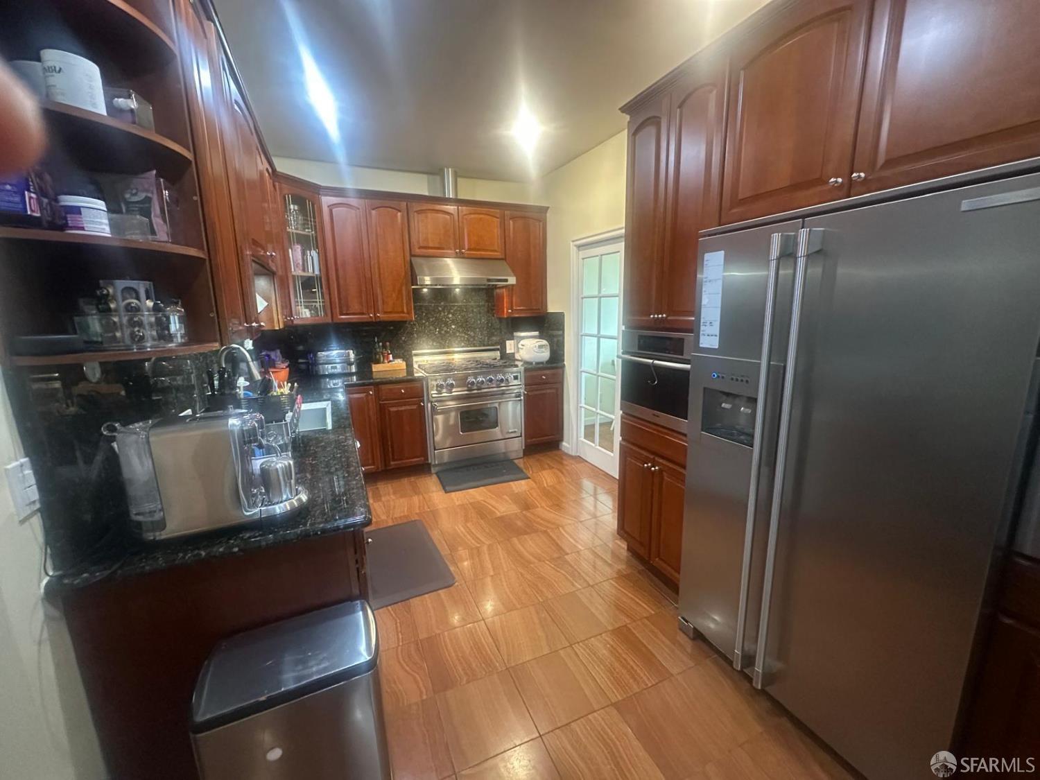 Detail Gallery Image 5 of 12 For 2352 Lombard St, San Francisco,  CA 94123 - – Beds | – Baths
