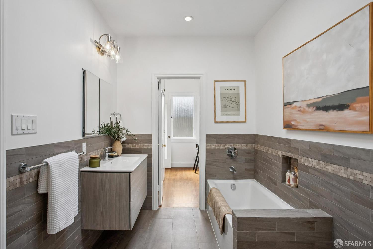 Detail Gallery Image 39 of 48 For 3720 Webster St, San Francisco,  CA 94123 - 3 Beds | 2/2 Baths