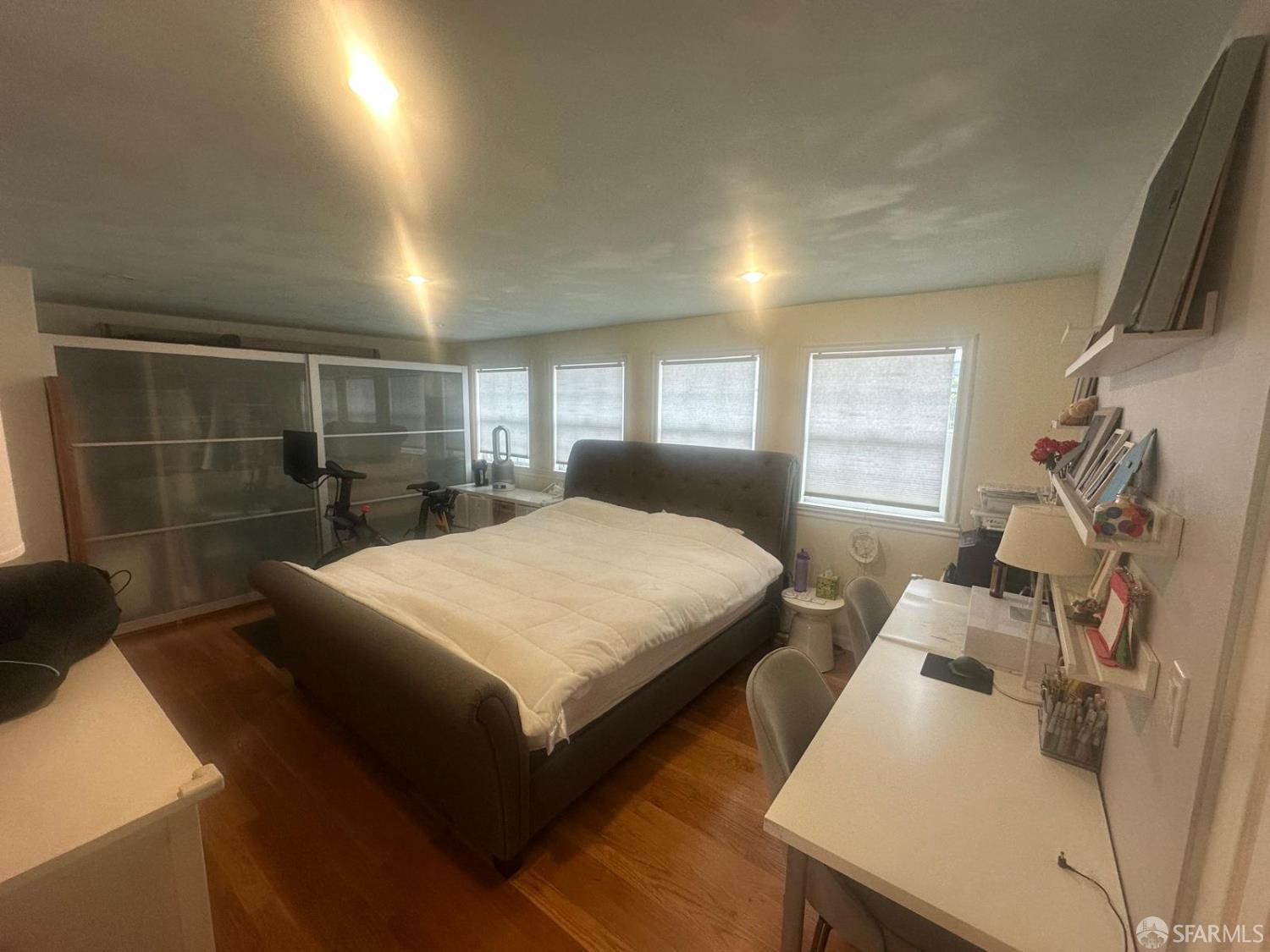 Detail Gallery Image 11 of 12 For 2352 Lombard St, San Francisco,  CA 94123 - – Beds | – Baths