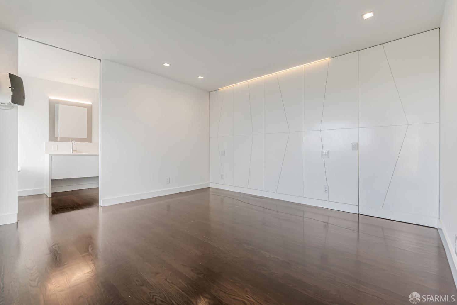 Detail Gallery Image 26 of 54 For 69 Uranus Ter, San Francisco,  CA 94114 - 3 Beds | 3 Baths