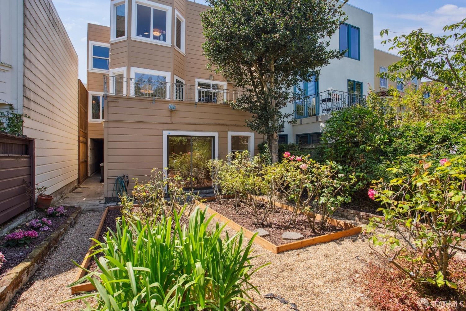 Detail Gallery Image 45 of 48 For 3720 Webster St, San Francisco,  CA 94123 - 3 Beds | 2/2 Baths