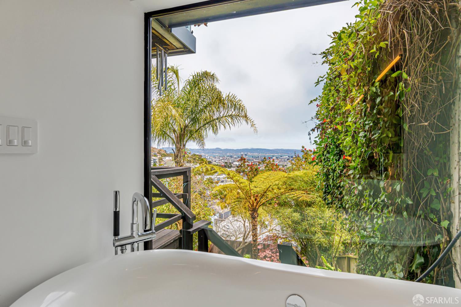 Detail Gallery Image 42 of 54 For 69 Uranus Ter, San Francisco,  CA 94114 - 3 Beds | 3 Baths