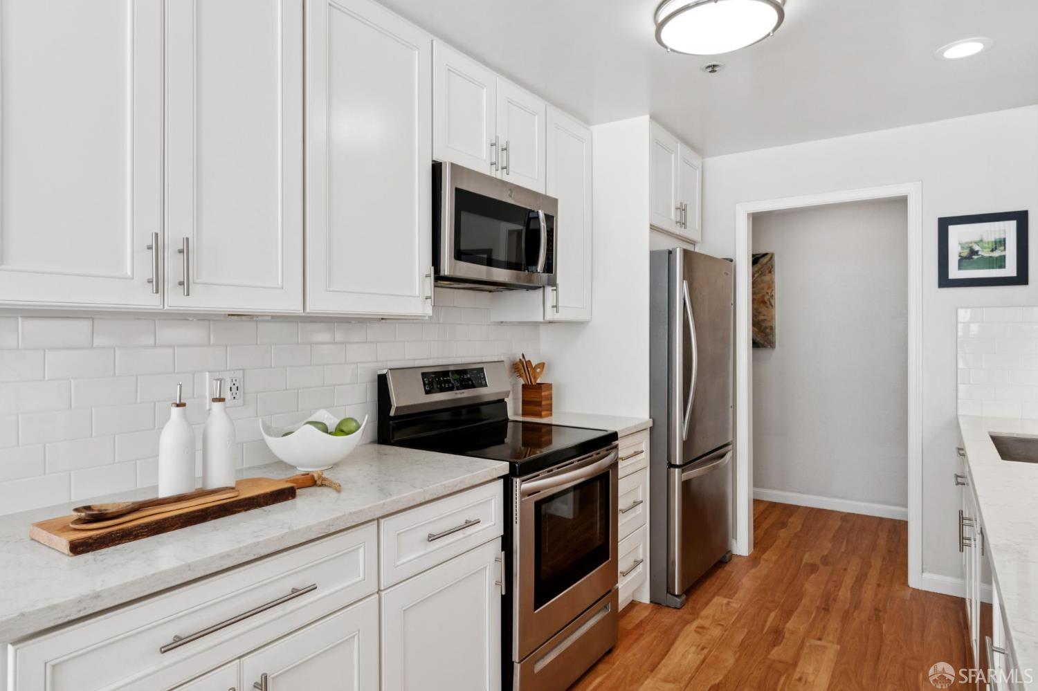 Detail Gallery Image 7 of 63 For 501 Arguello Blvd #203,  San Francisco,  CA 94118 - 2 Beds | 2 Baths