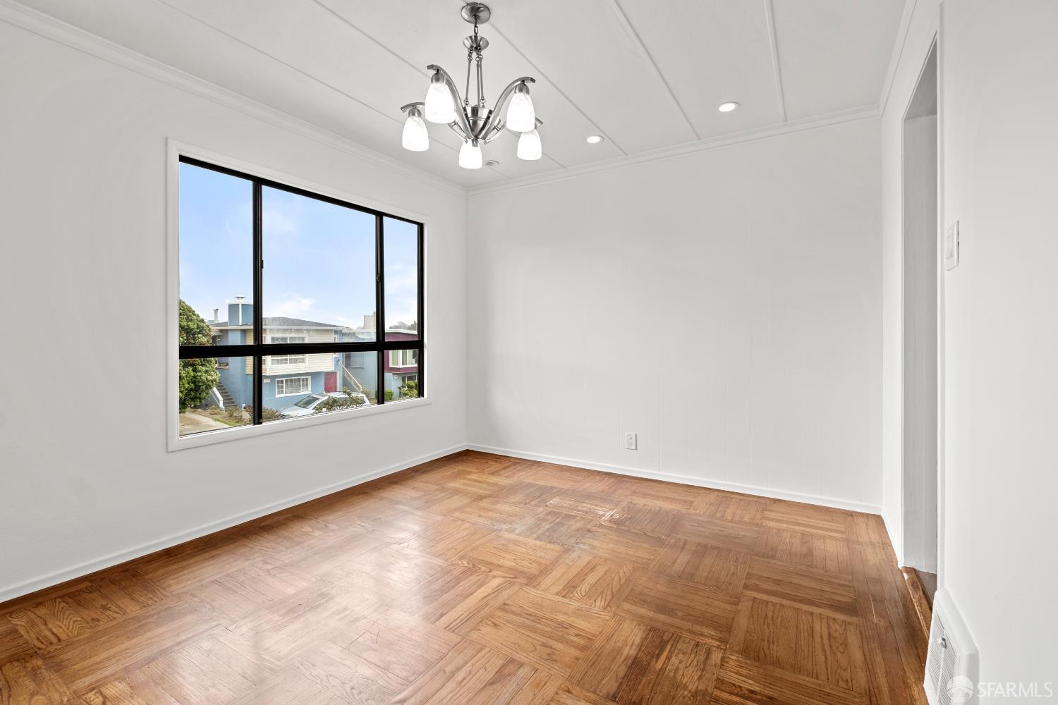 Detail Gallery Image 19 of 52 For 168 Avalon Dr, Daly City,  CA 94015 - 3 Beds | 2 Baths