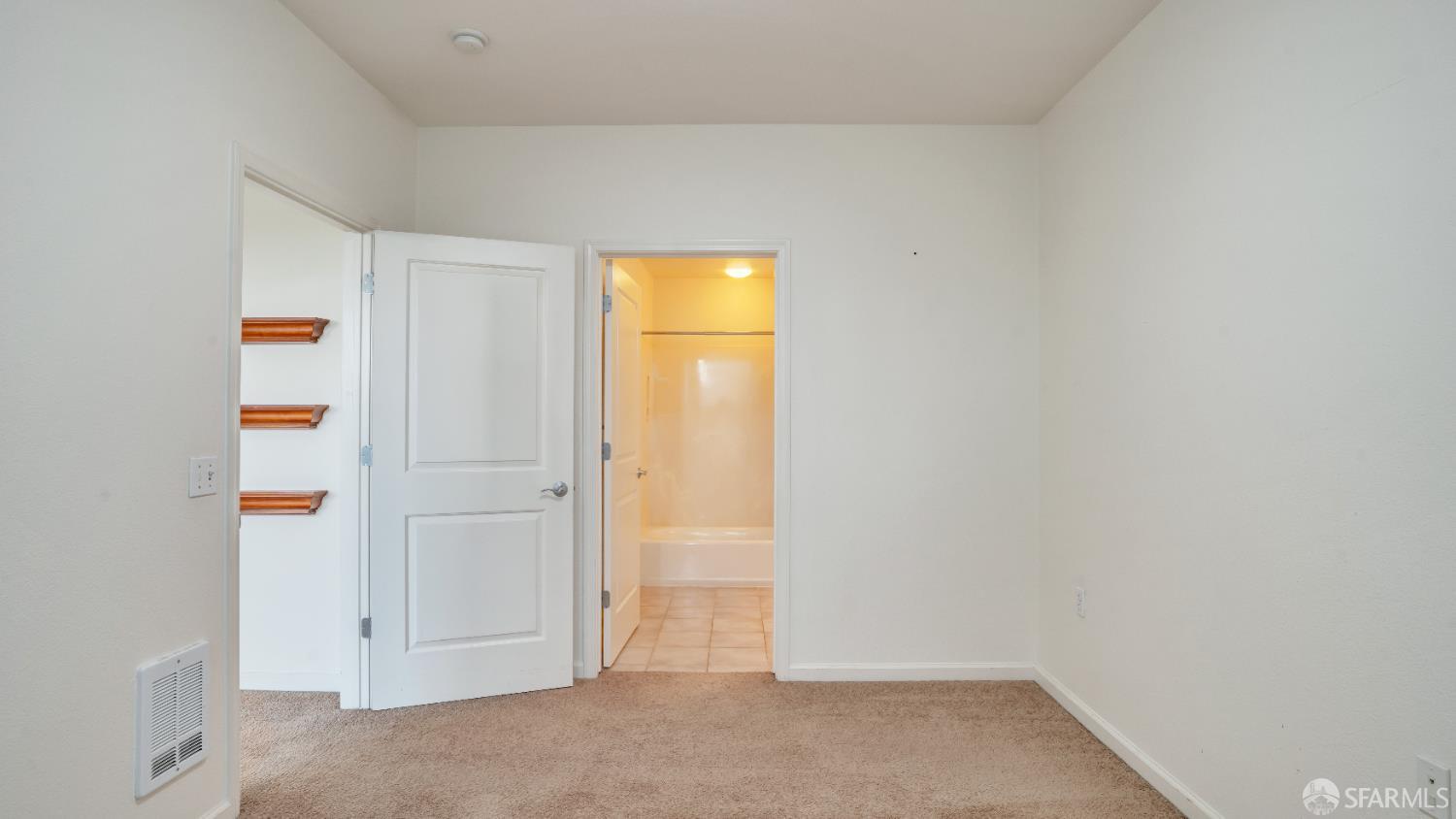 Detail Gallery Image 21 of 46 For 655 12th St #220,  Oakland,  CA 94607 - 2 Beds | 2 Baths
