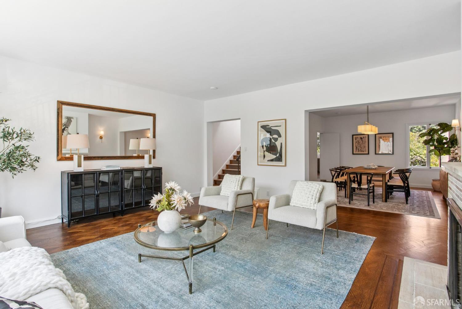 Detail Gallery Image 9 of 48 For 3720 Webster St, San Francisco,  CA 94123 - 3 Beds | 2/2 Baths