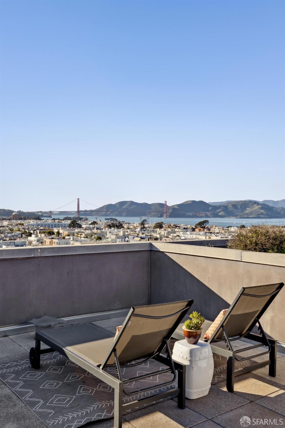 Detail Gallery Image 18 of 56 For 1501 Filbert St Ph7f,  San Francisco,  CA 94123 - 2 Beds | 2/1 Baths