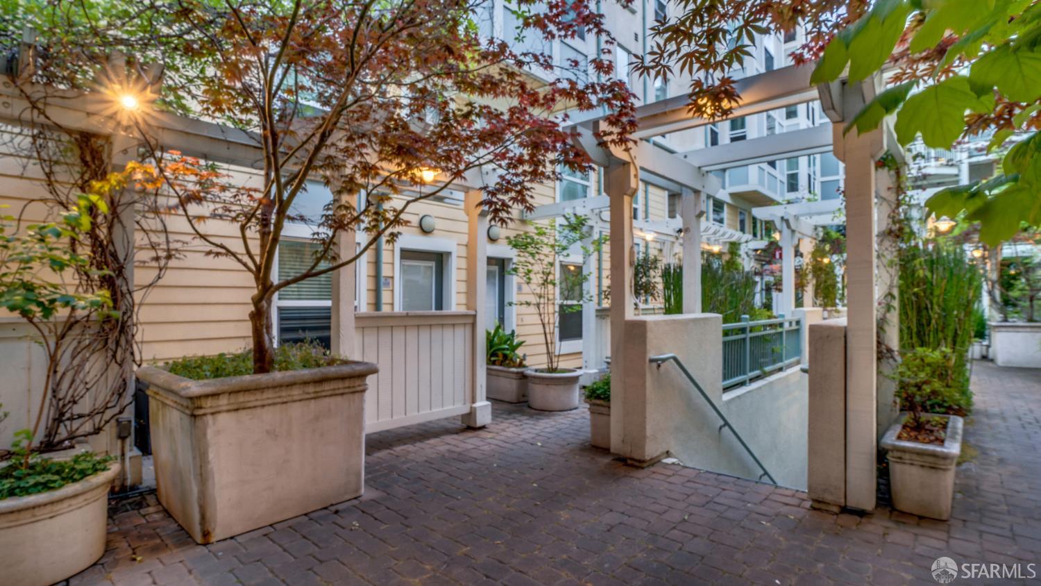 Detail Gallery Image 44 of 46 For 655 12th St #220,  Oakland,  CA 94607 - 2 Beds | 2 Baths